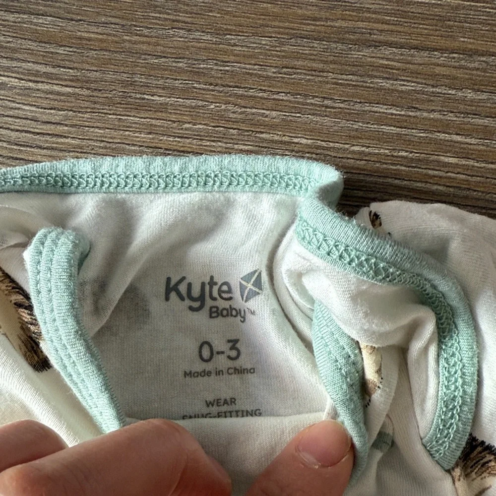 FREE WITH PURCHASE - Kyte baby porcupine print short sleeves bamboo bodysuit